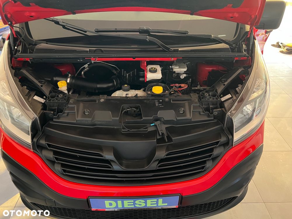 Renault Trafic - 12
