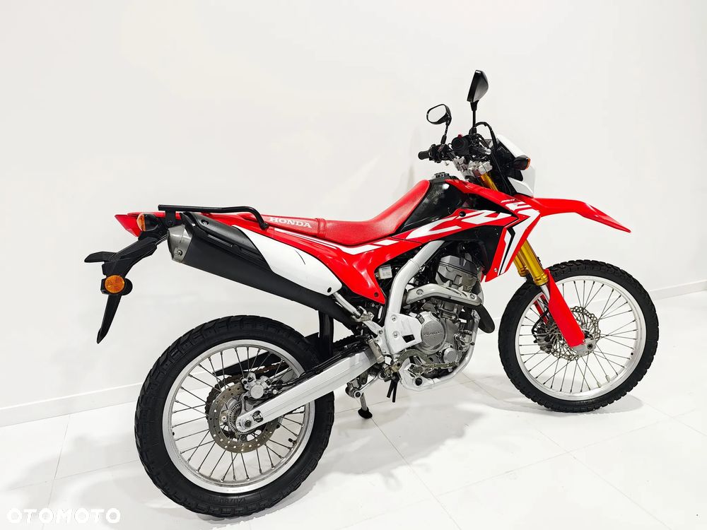 Honda CRF - 6