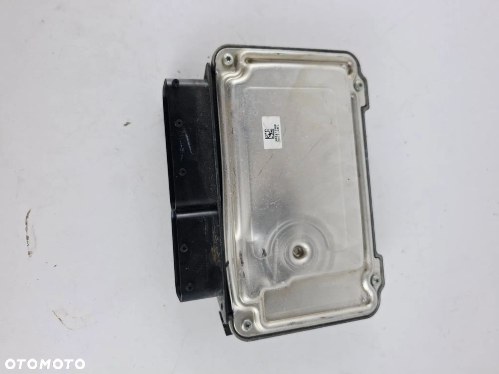 Sterownik Komputer Silnika ECU 06G907309 2.0 2.0B VW Jetta - 3
