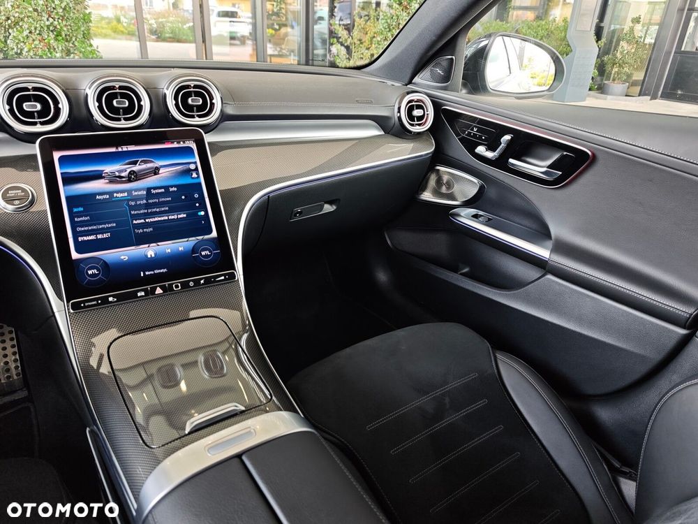 Mercedes-Benz Klasa C 220 d mHEV 4-Matic AMG - 15