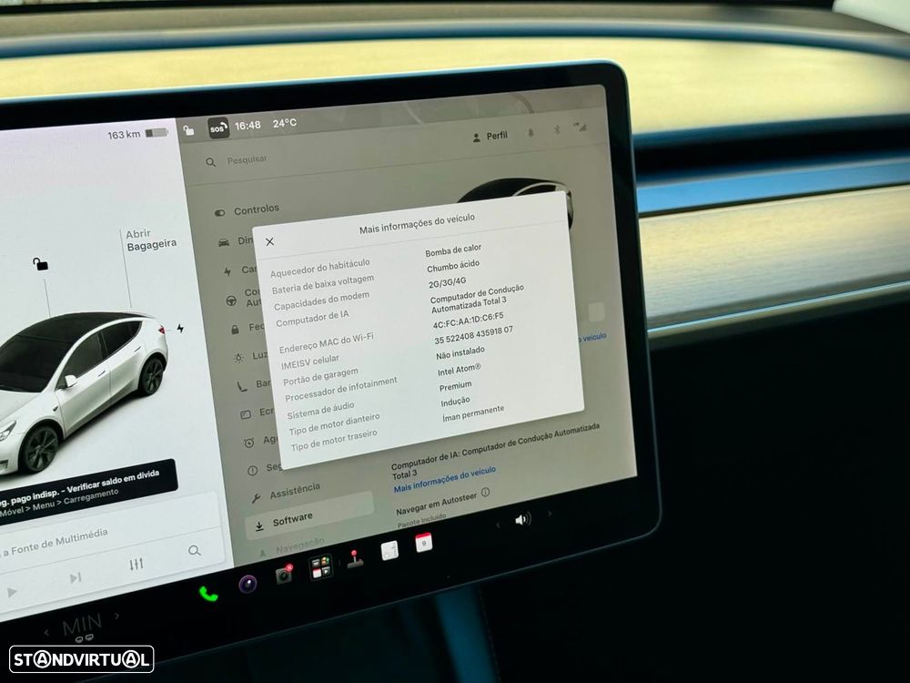 Tesla Model Y Long Range Dual Motor AWD - 31
