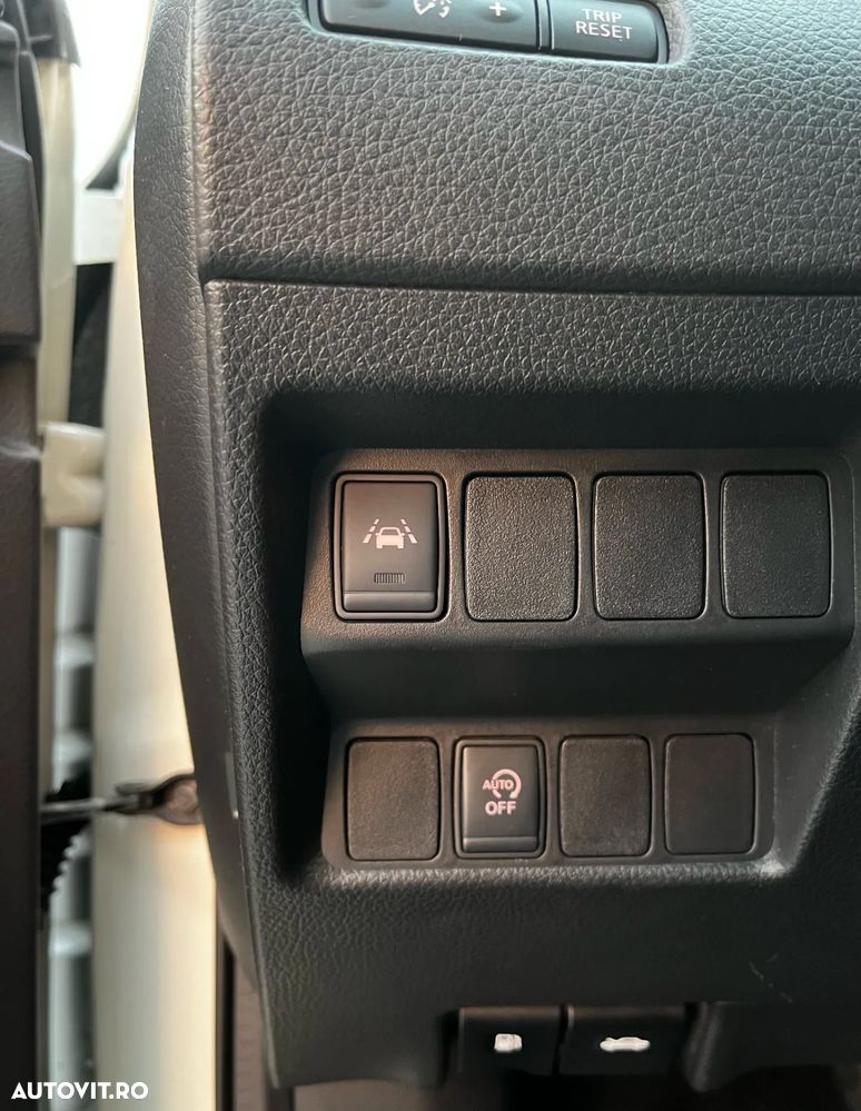 Nissan Qashqai 1.6 DCI Start/Stop Tekna - 12