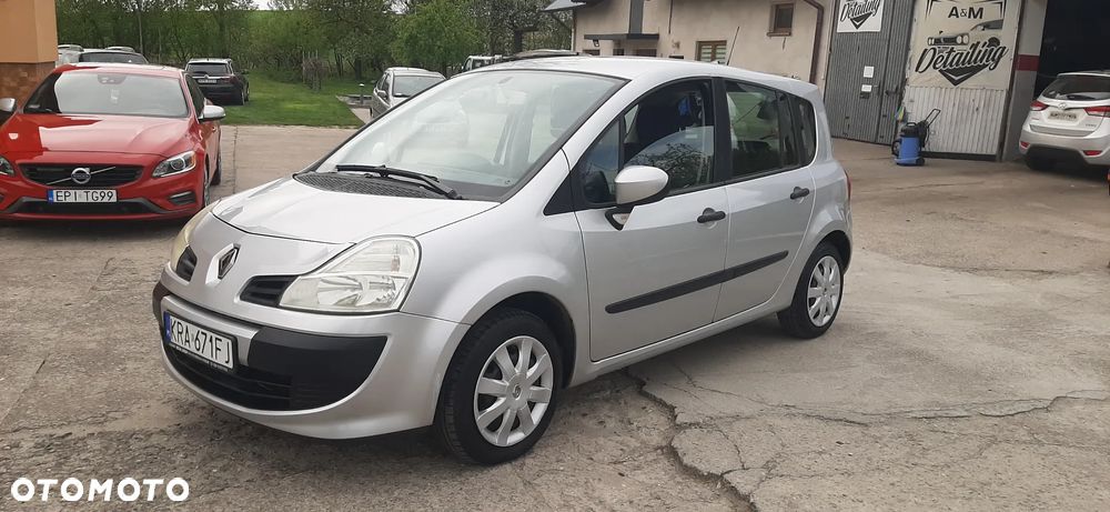 Renault Modus - 16