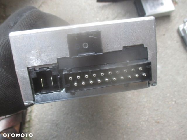BMW 5 F10 F11 WZMACNIACZ HARMAN 9234085 - 4