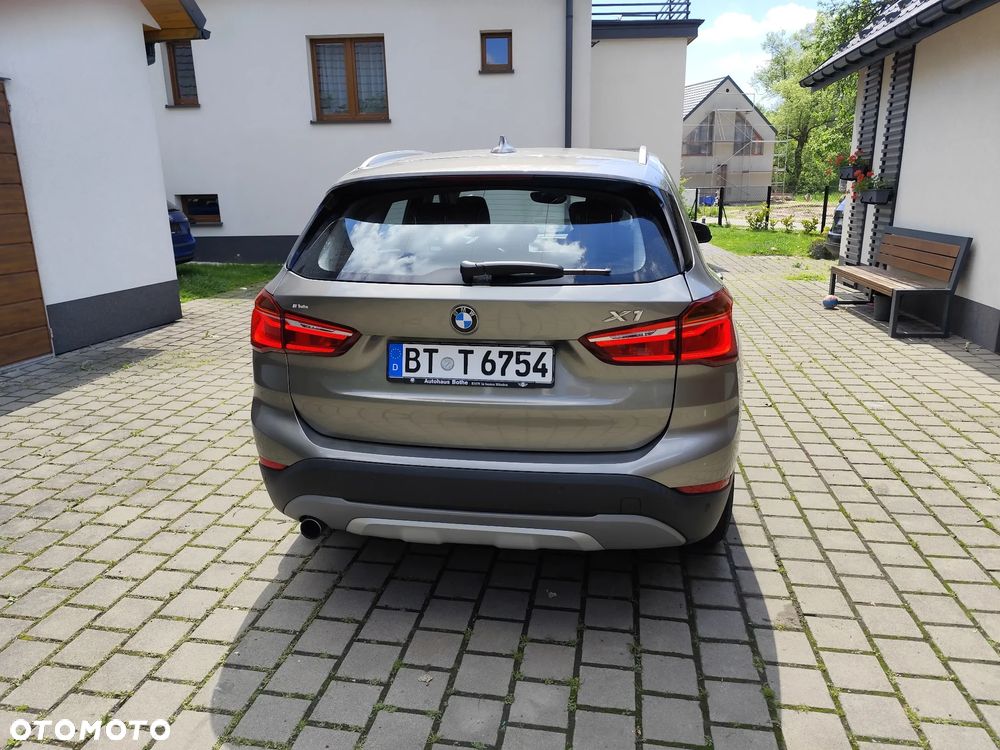 BMW X1 sDrive18i M Sport - 6