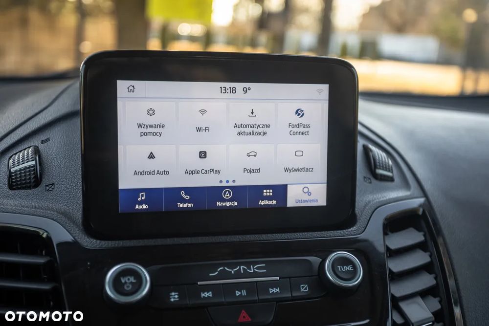 Ford Tourneo Connect Grand - 33