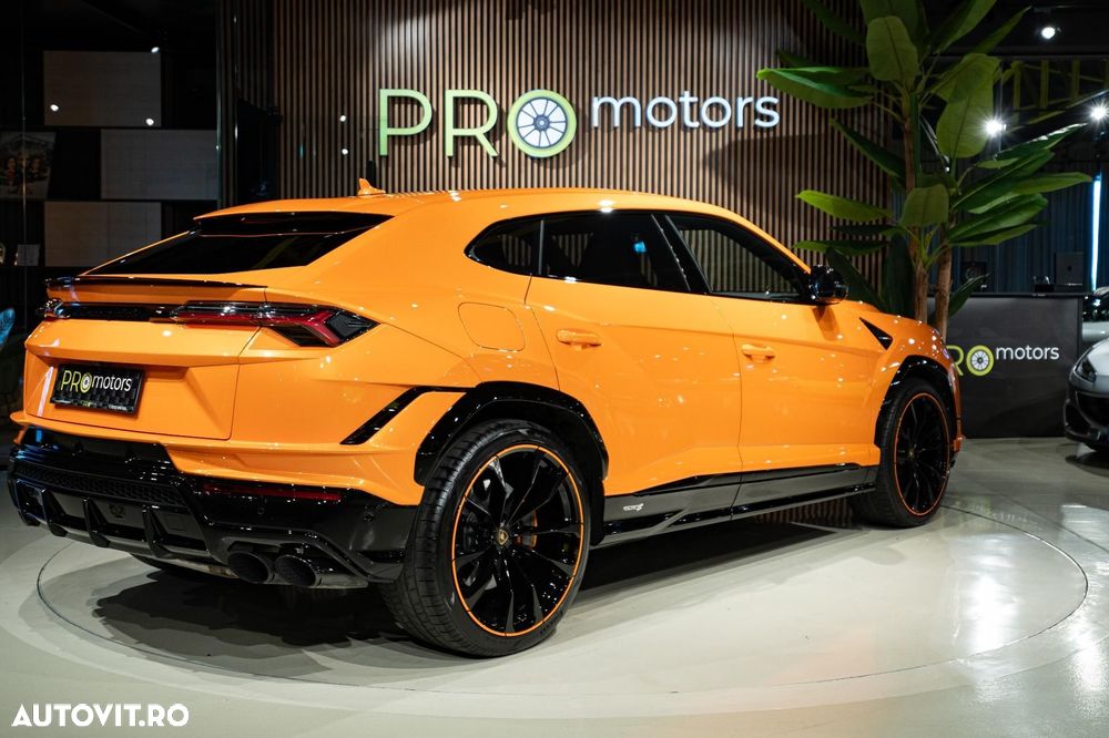 Lamborghini URUS - 4
