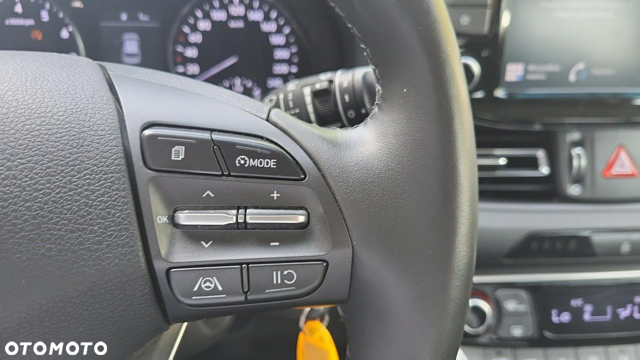Hyundai i30 - 24