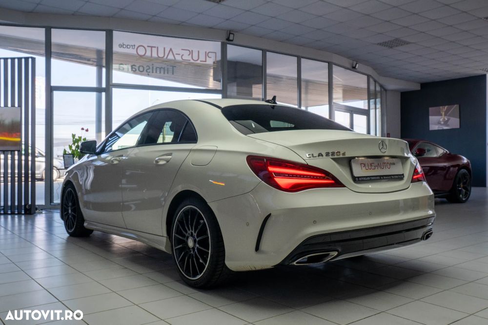 Mercedes-Benz CLA 220 - 6