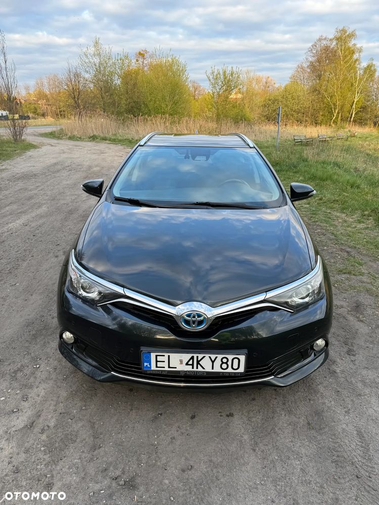 Toyota Auris Hybrid 135 Selection - 4