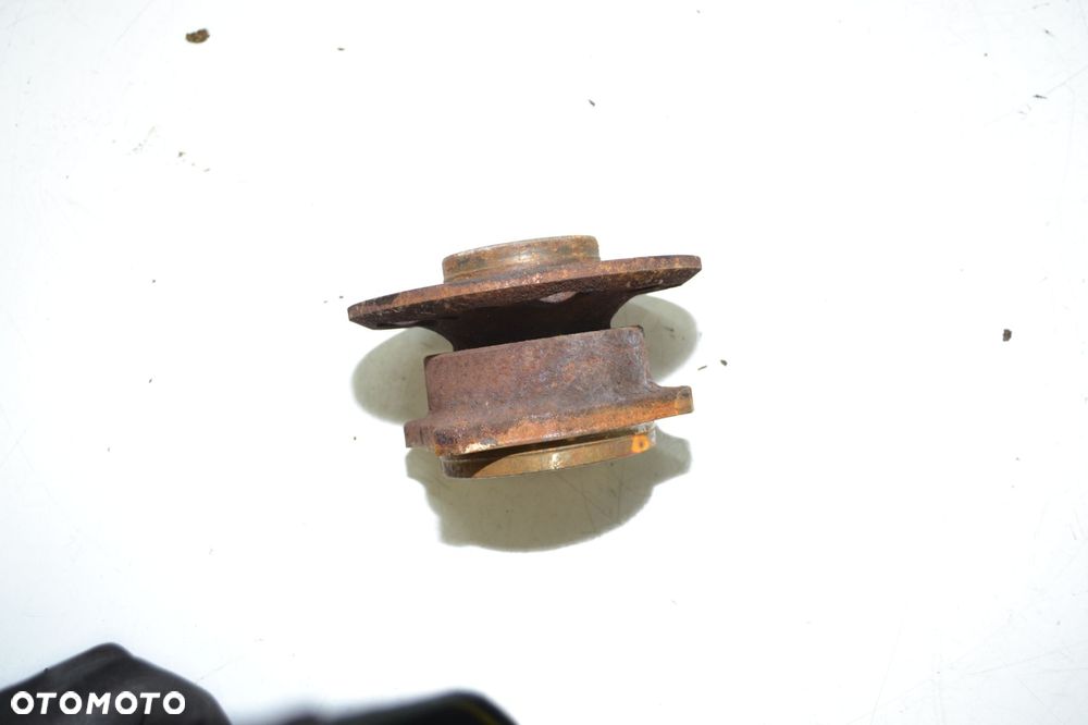 MERCEDES W211 3.0 CDI PIASTA TYŁ TYLNA - 3