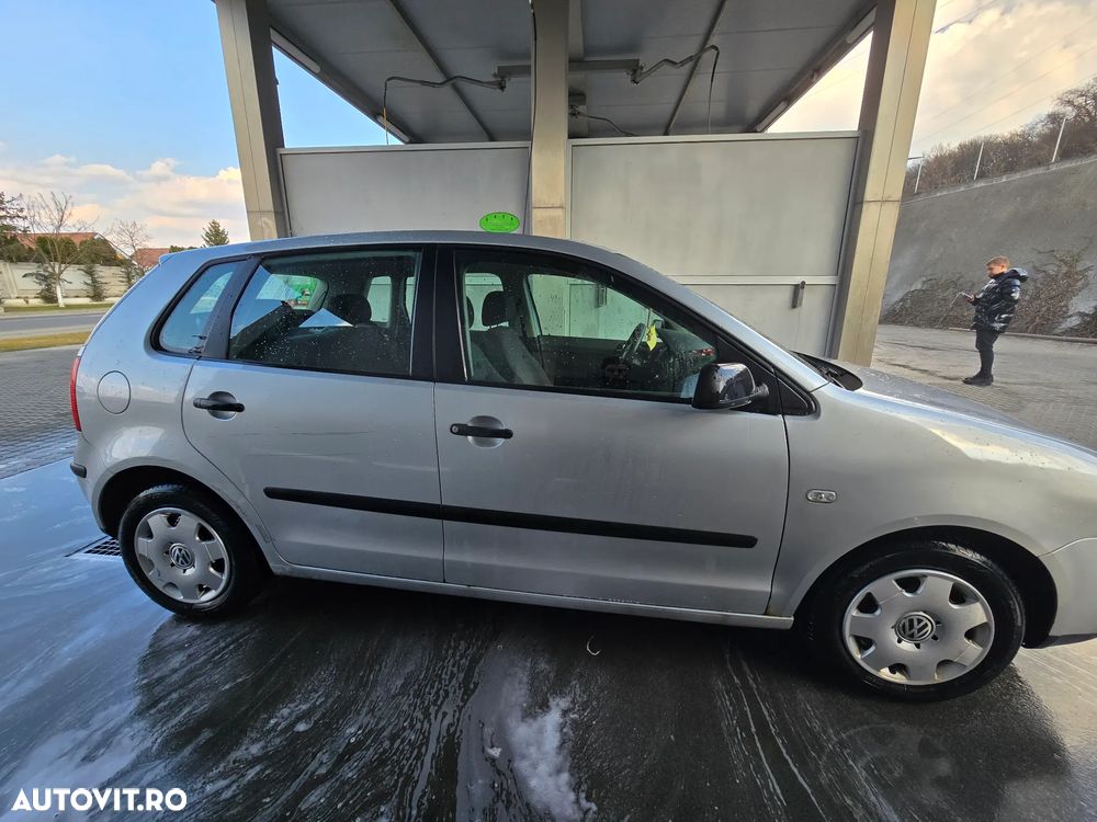 Volkswagen Polo - 5