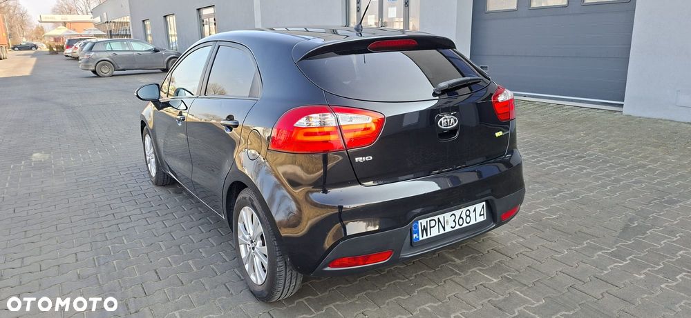 Kia Rio 1.2 Attract - 4