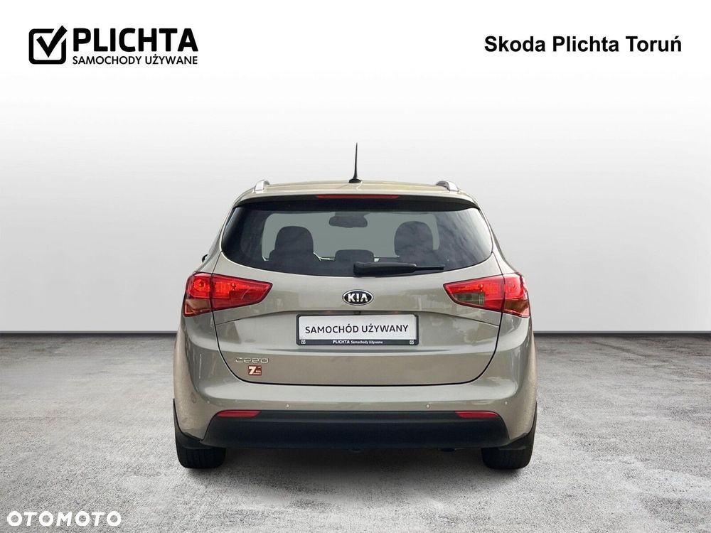 Kia Ceed Cee'd 1.6 GDI M - 4
