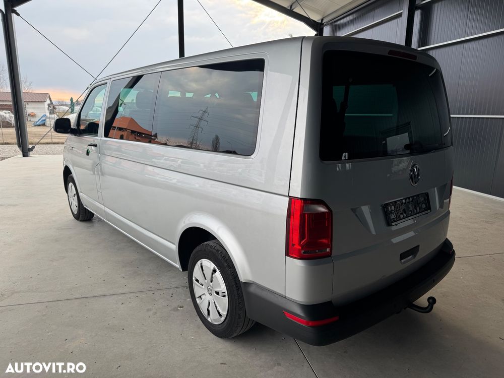 Volkswagen Caravelle - 4