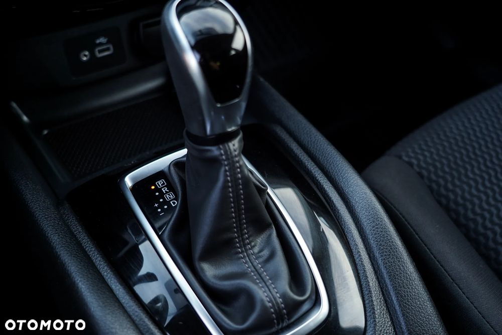 Nissan Qashqai - 12