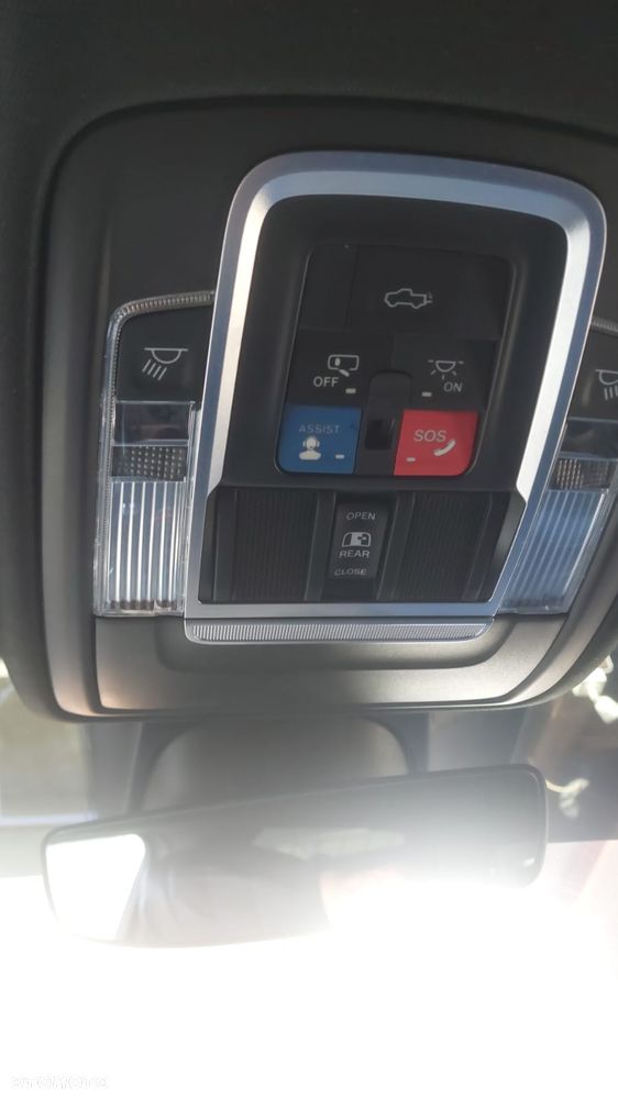 RAM 1500 5.7 Crew Cab Laramie - 15