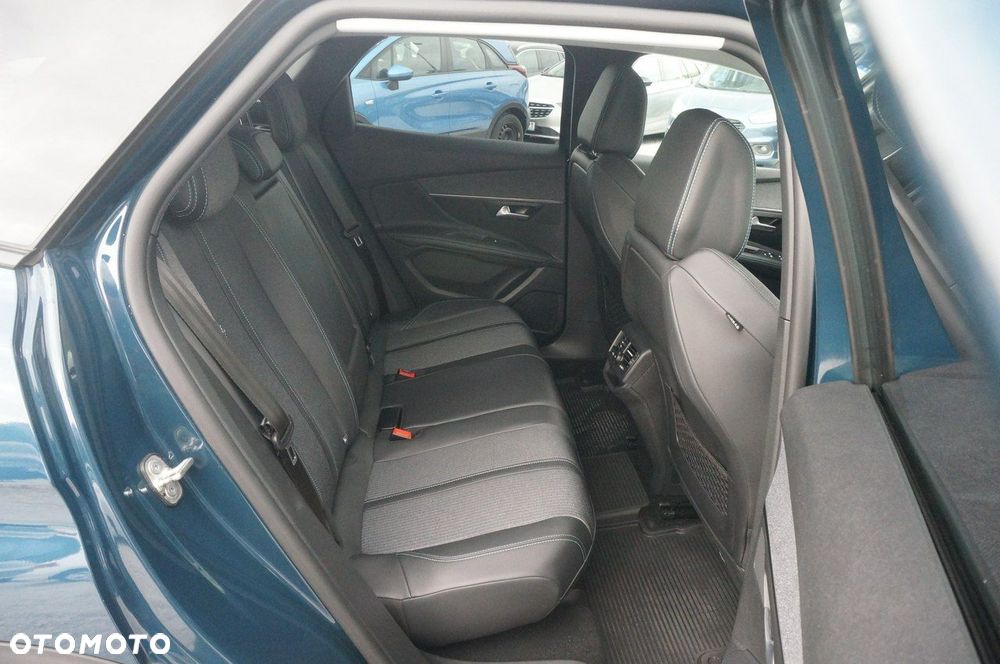 Peugeot 3008 1.5 BlueHDi Allure Pack S&S EAT8 - 31