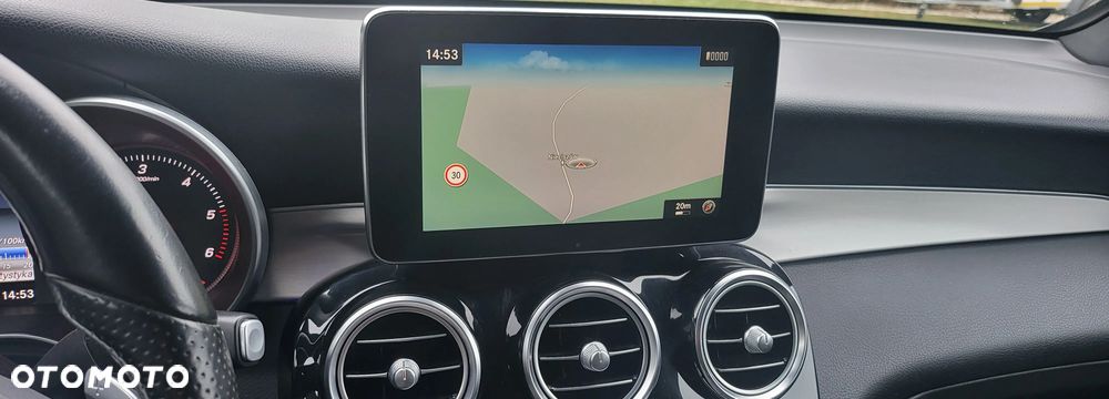 Mercedes-Benz GLC 250 d 4Matic 9G-TRONIC AMG Line - 22