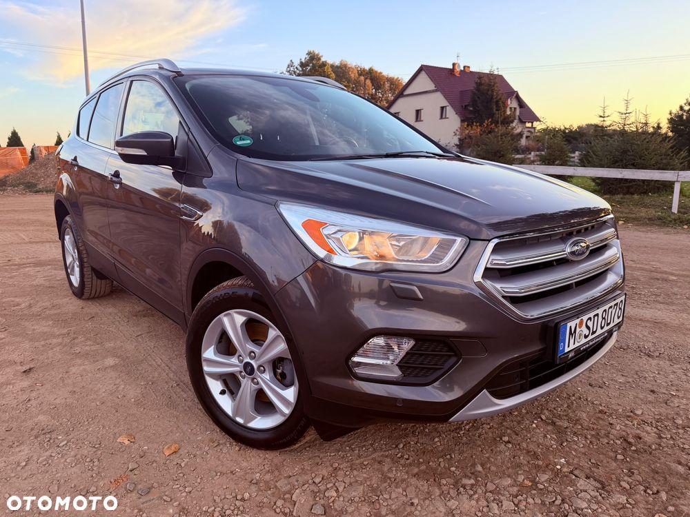 Ford Kuga - 34
