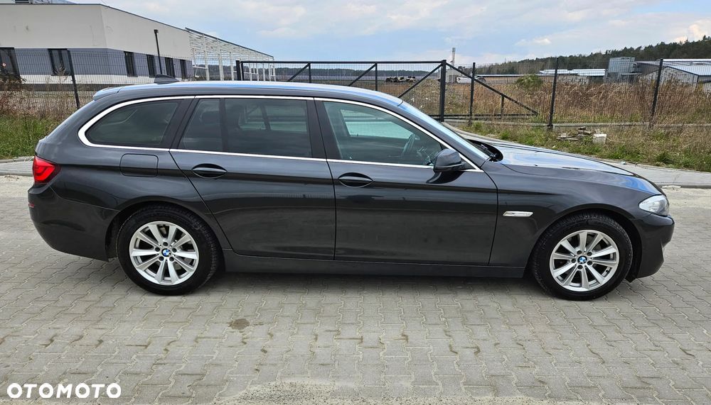 BMW Seria 5 520d - 12