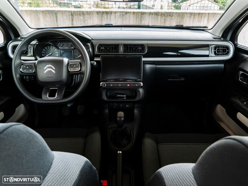 Citroën C3 1.2 PureTech Shine - 18