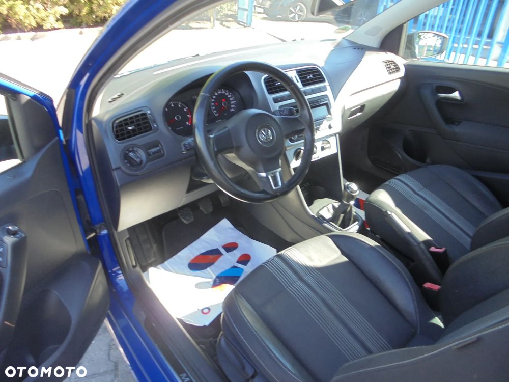 Volkswagen Polo - 4