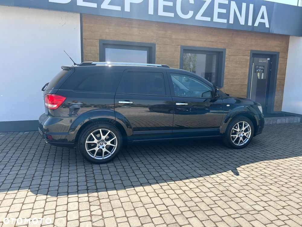 Fiat Freemont 2.0 Multijet 16V DPF Automatik Allrad Lounge - 2