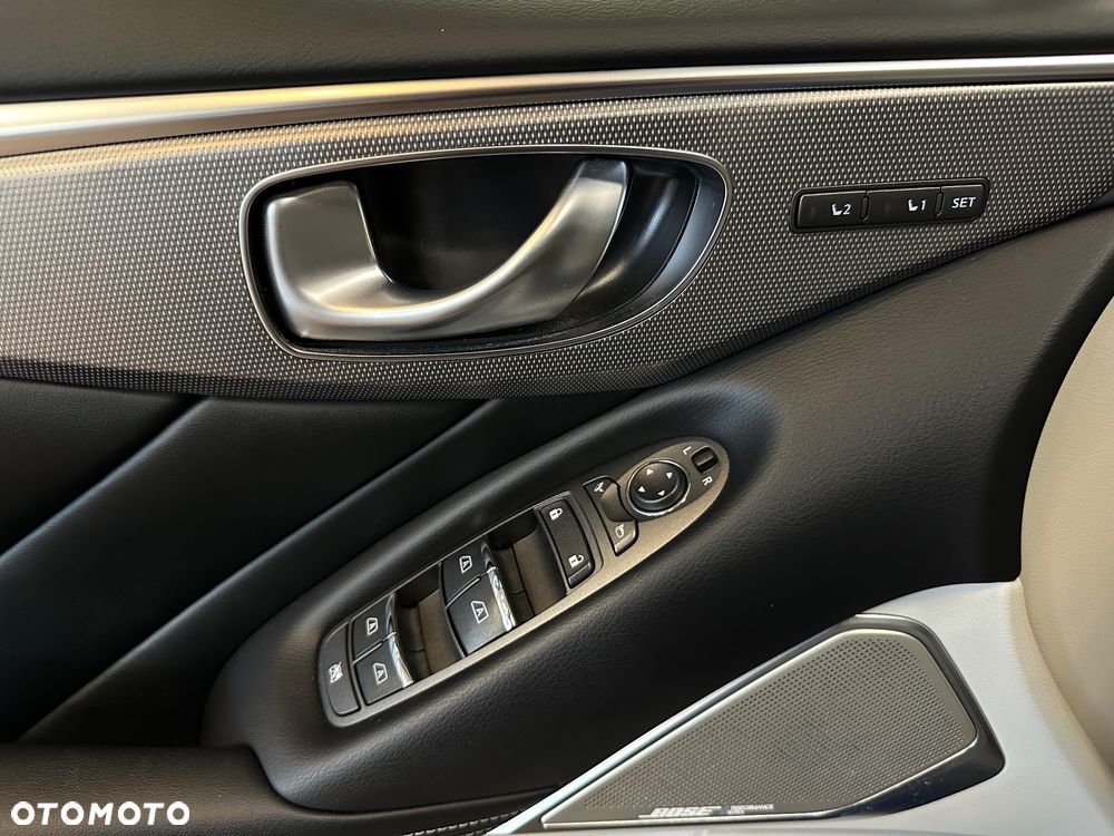 Infiniti Q50 2.0t Sport - 17