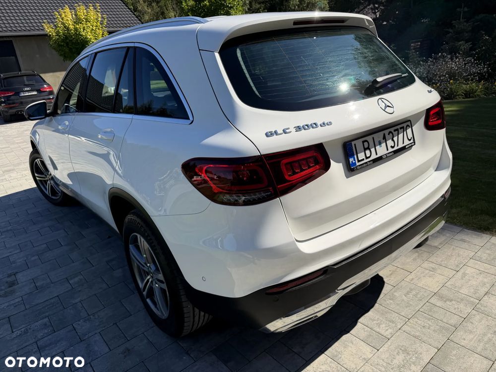 Mercedes-Benz GLC - 13