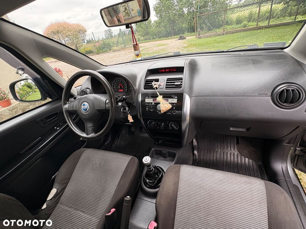 Fiat Sedici 1.9 Multijet 4x4 Dynamic - 9