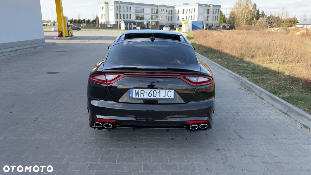 Kia Stinger 3.3 T-GDI V6 GT AWD - 9