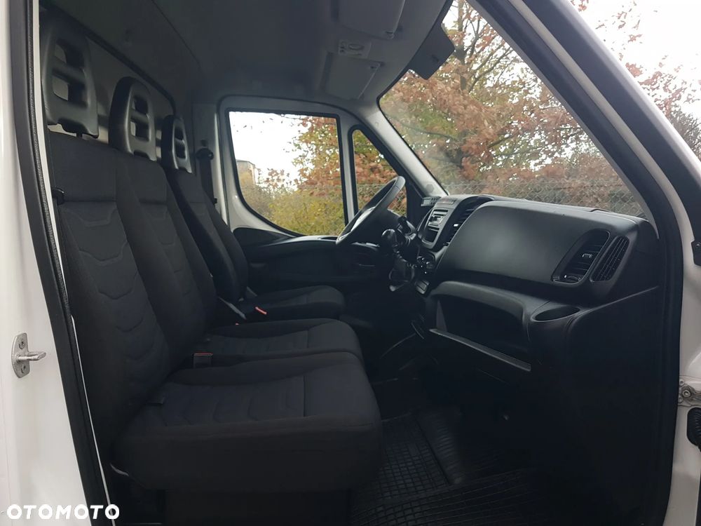 Iveco DAILY 6EP CHŁODNIA MROŹNIA IZOTERMA AGREGAT THERMO KING V-200 MAX GRZANIE 3,41x2,09x2,10 - 23