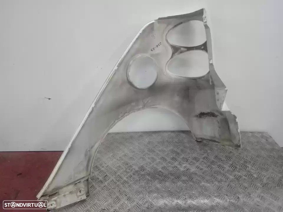 GUARDA-LAMAS TRASEIRA DIREITA SMART FORTWO COUPÉ 2010 - - 3