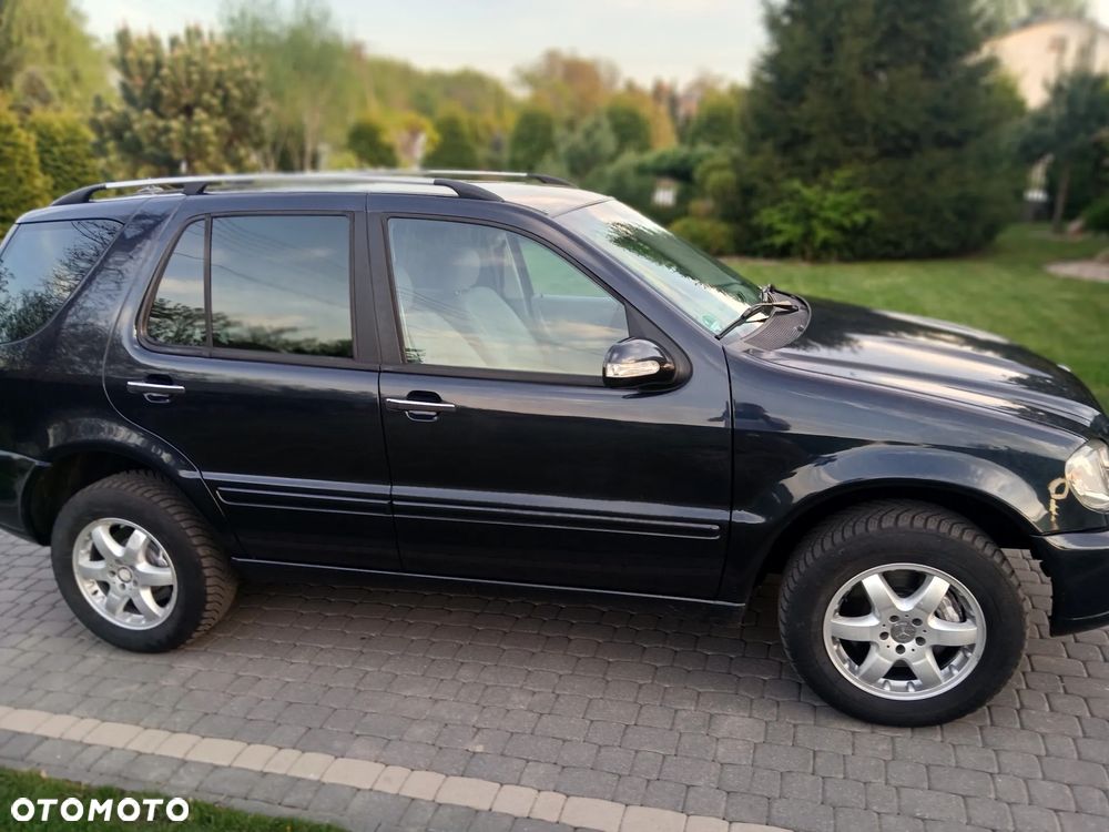 Mercedes-Benz ML - 4
