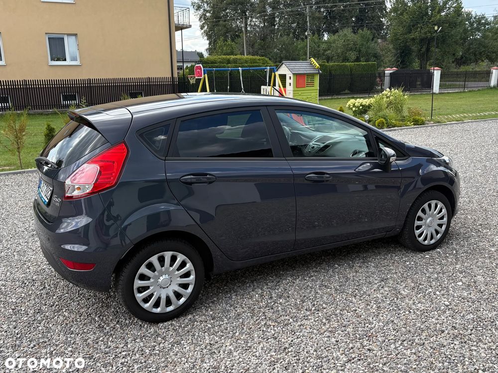 Ford Fiesta 1.25 Titanium EU5 - 11
