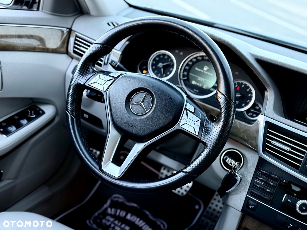 Mercedes-Benz Klasa E - 30