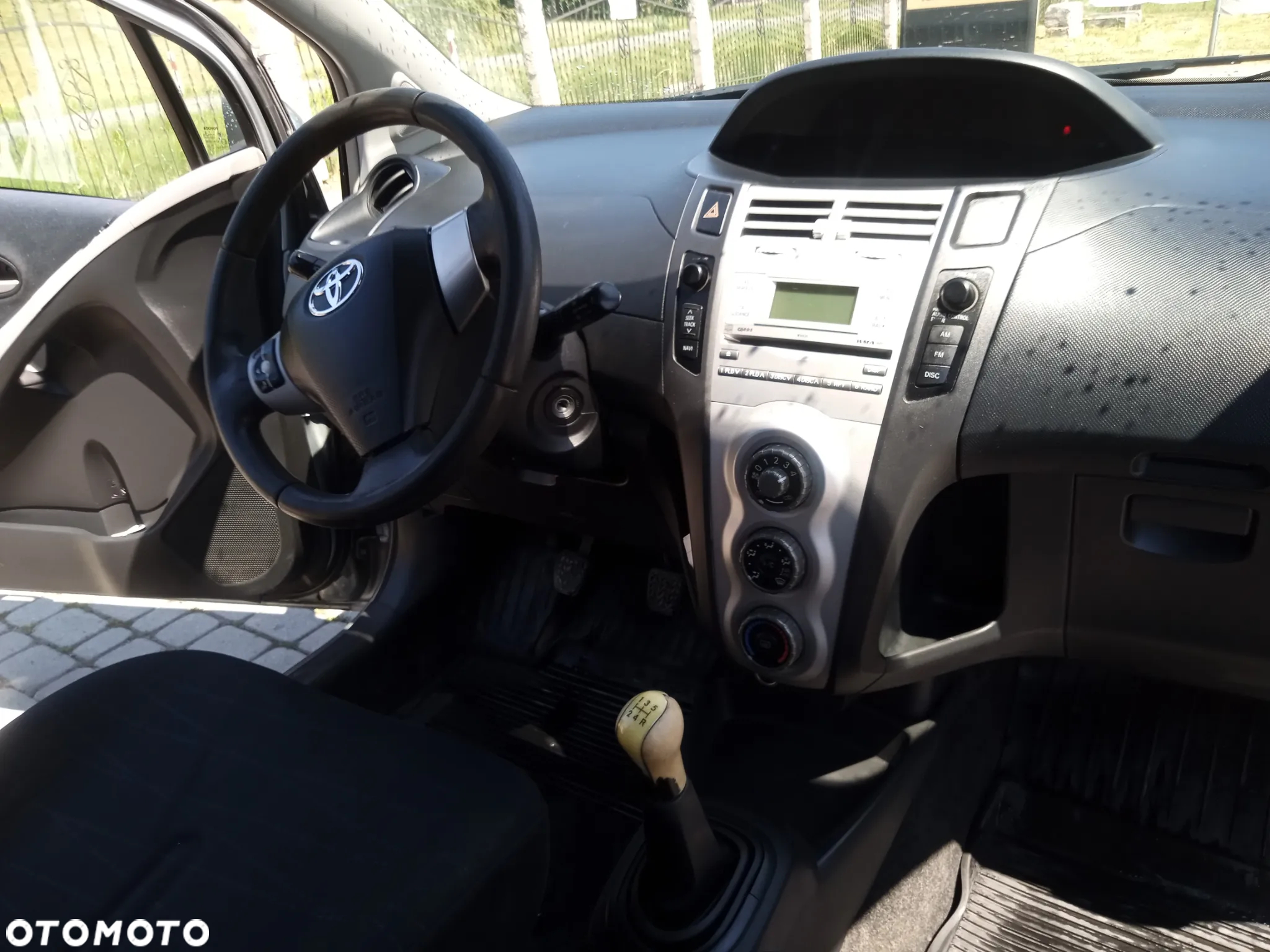Toyota Yaris - 8