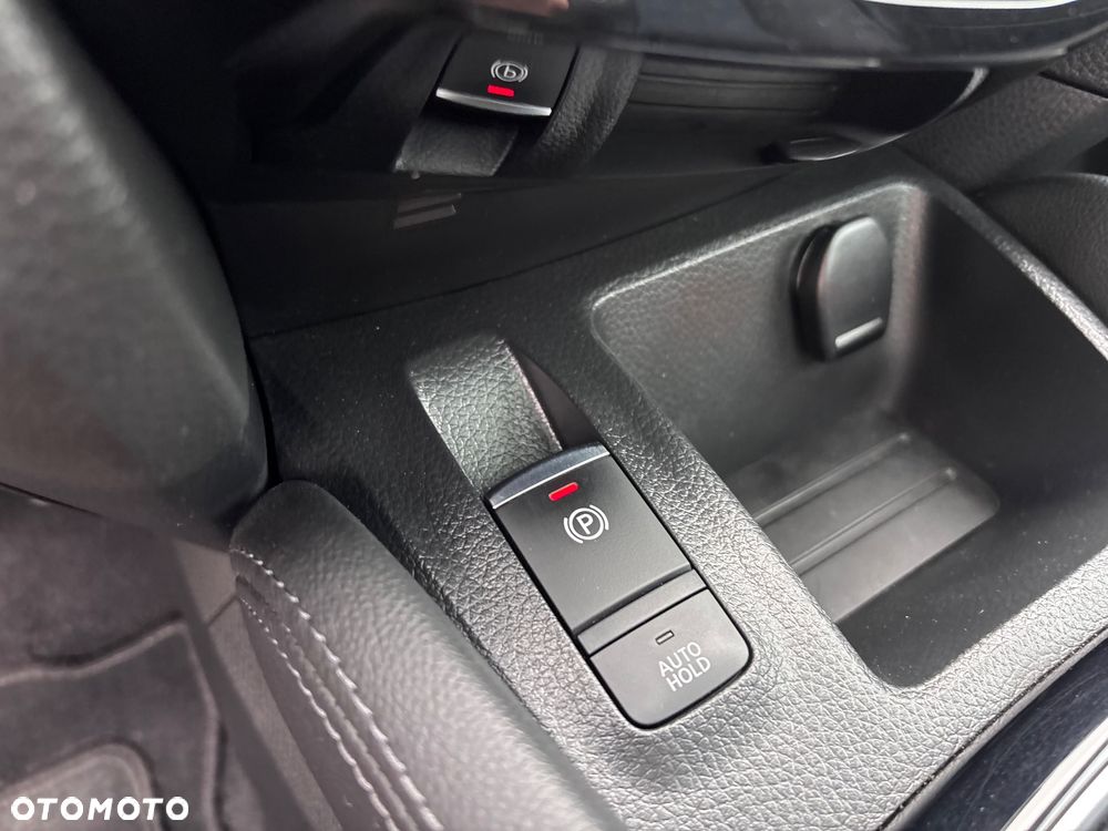 Nissan Qashqai 1.6 DCi Tekna - 25