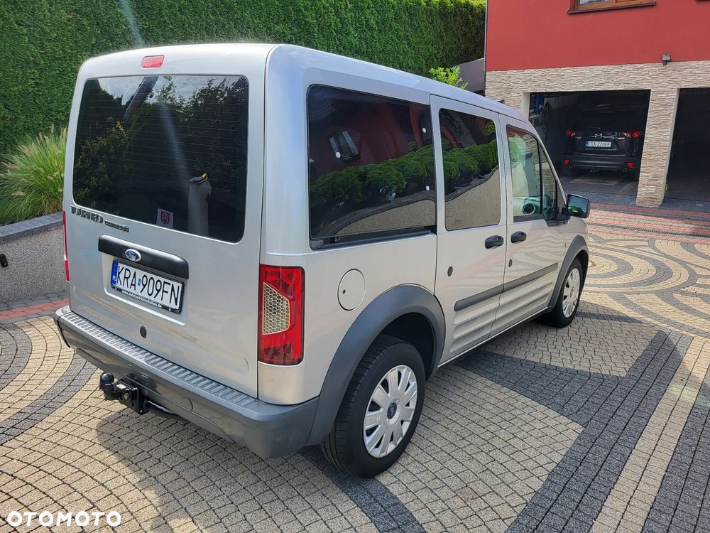 Ford Tourneo Connect - 5