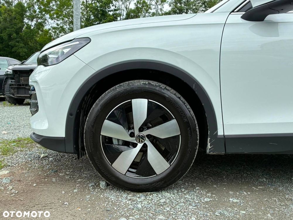 Volkswagen Tiguan - 35