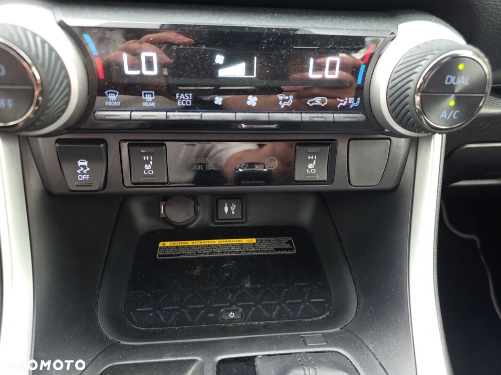 Toyota RAV4 2.5 Hybrid Selection 4x4 - 13