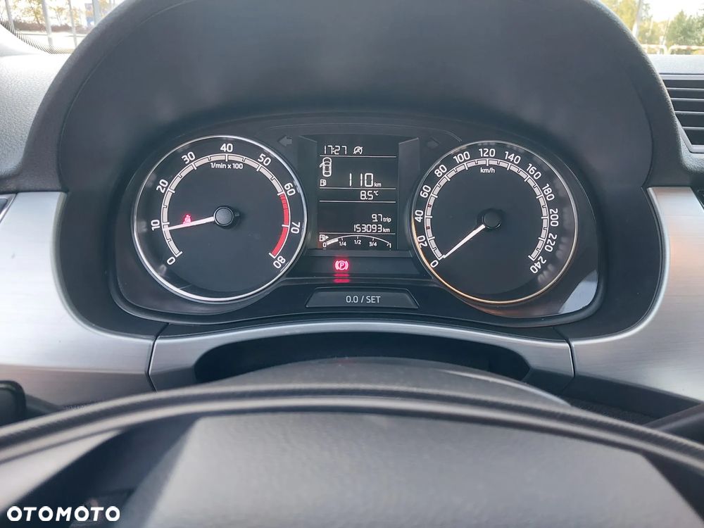 Skoda Fabia 1.0 Ambition - 10