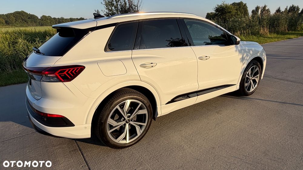 Audi Q4 e-tron - 12