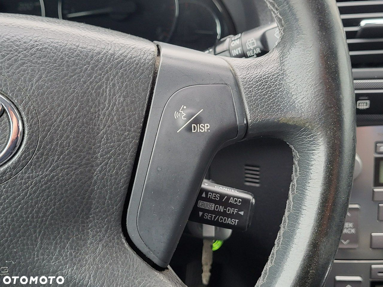 Toyota Avensis - 27