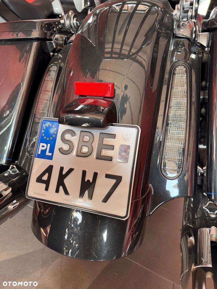 Harley-Davidson Touring Road King - 26