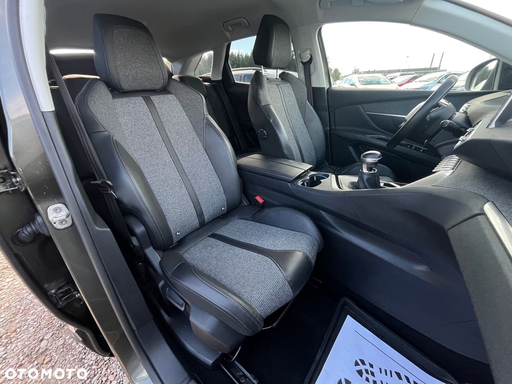 Peugeot 3008 PureTech 130 Stop & Start GPF Allure Business-Paket - 21