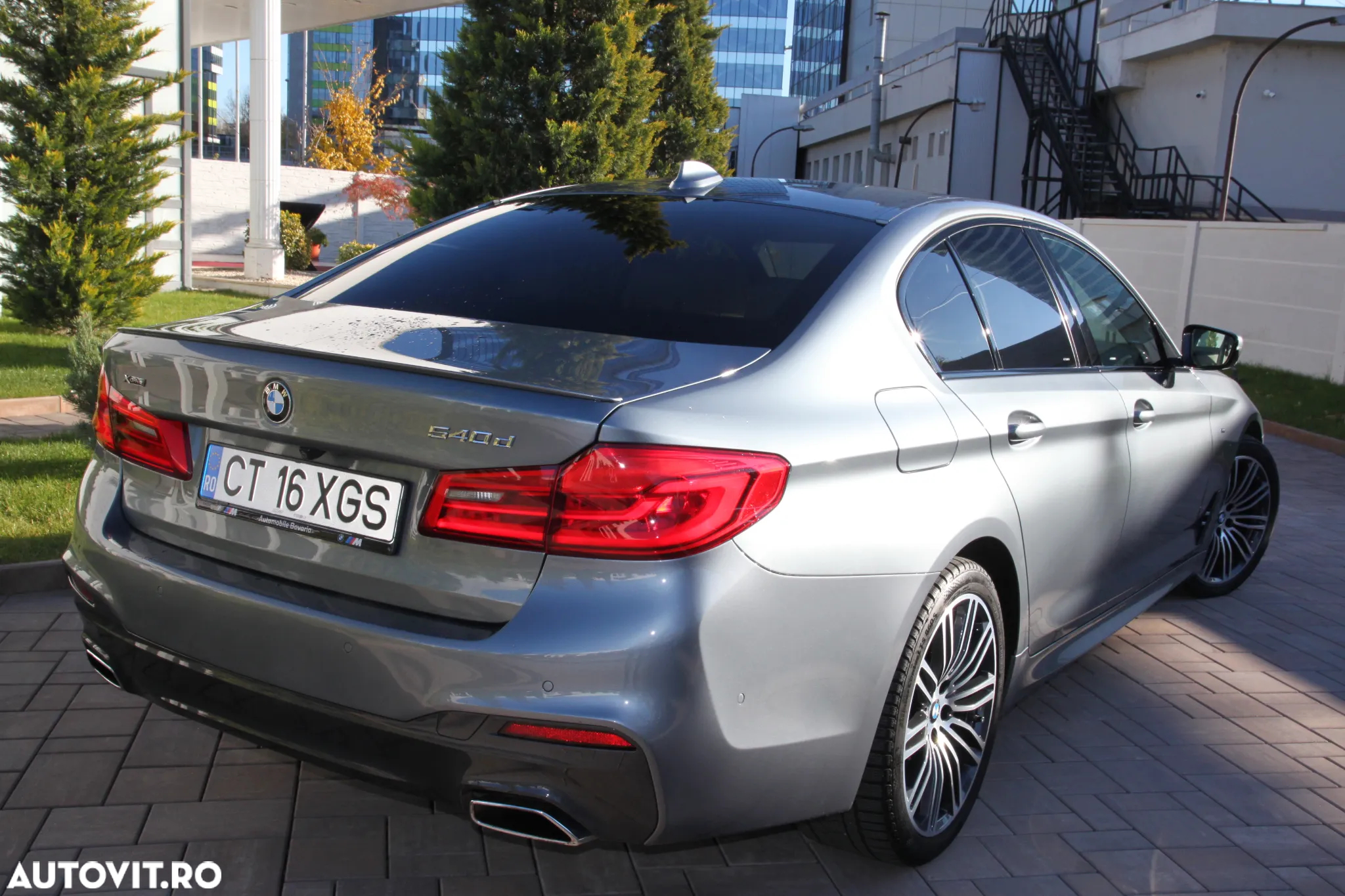 BMW Seria 5 540d xDrive AT - 3