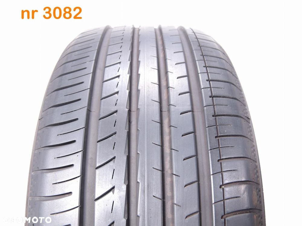 Yokohama BluEarth-GT AE51 235/45 R18 - 1