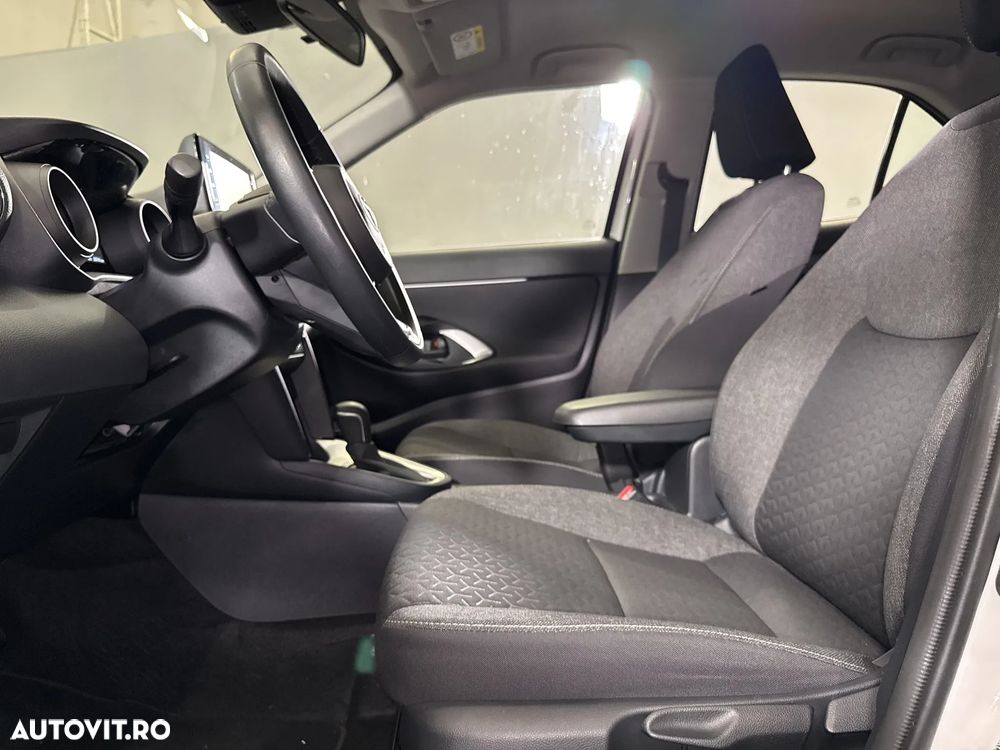 Toyota Yaris Cross - 23